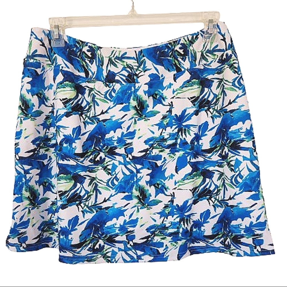 Nikki Blue Floral Skort Size XXL
